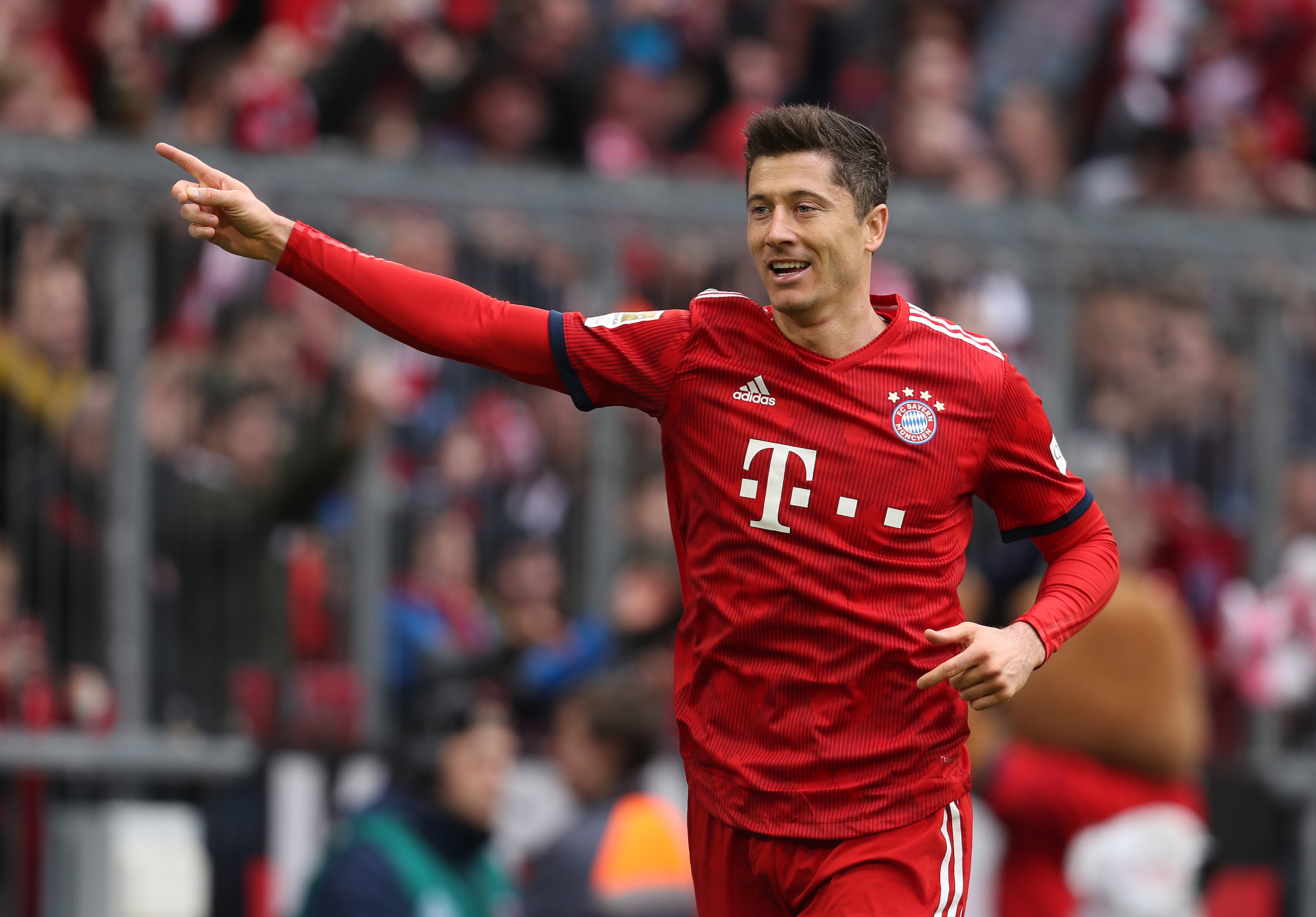 综合体育赛事今日焦点汇总 热门比赛结果与看点解析