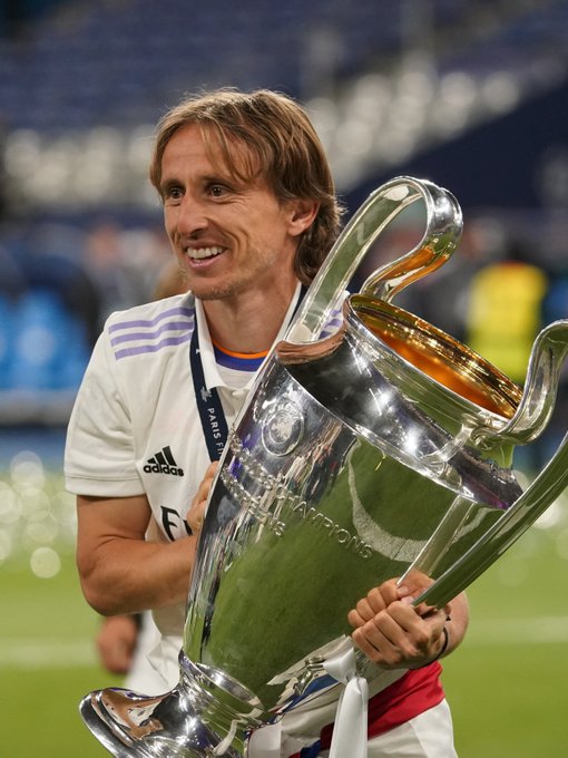 [德甲]法兰克福主场战平圣保利