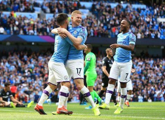 记者：追逐布朗希尔失败后，莱斯特城有意签下拉姆塞