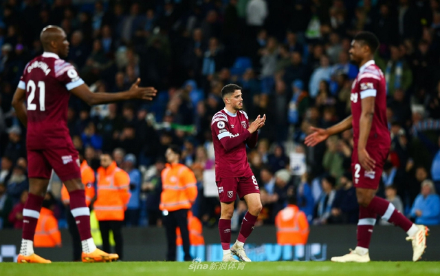 电竞品牌年度合作签约仪式举行