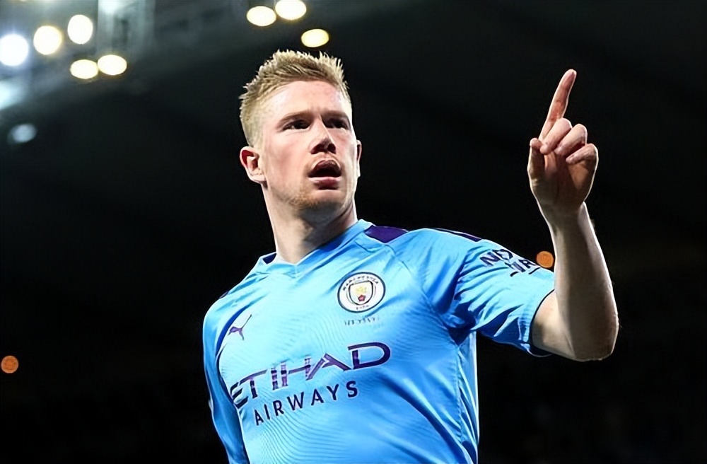 拜仁锋芒毕露剑指沃尔夫斯堡 德甲前15轮狂揽55球创历史