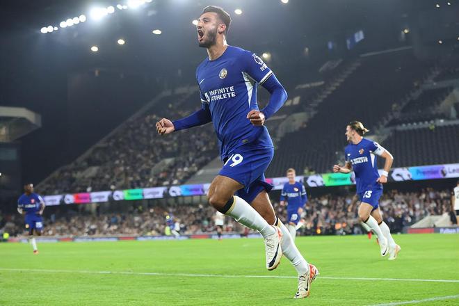 [中超]程进右路送出直塞 王玉栋单刀推射破门