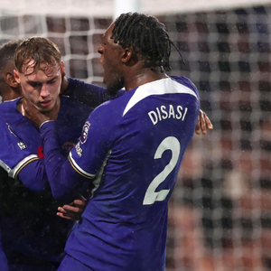 红魔七周年AIR系美学旗舰定义轻薄电竞新标杆，2999元起开启极致游戏新体验