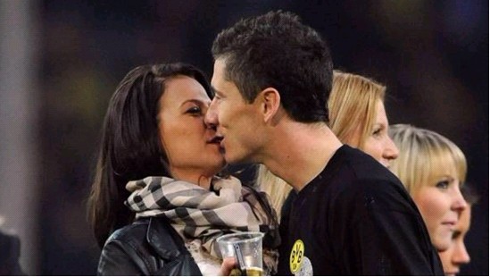 《热血传奇怀旧版》珍品降临，装备属性之谜等待勇士揭秘